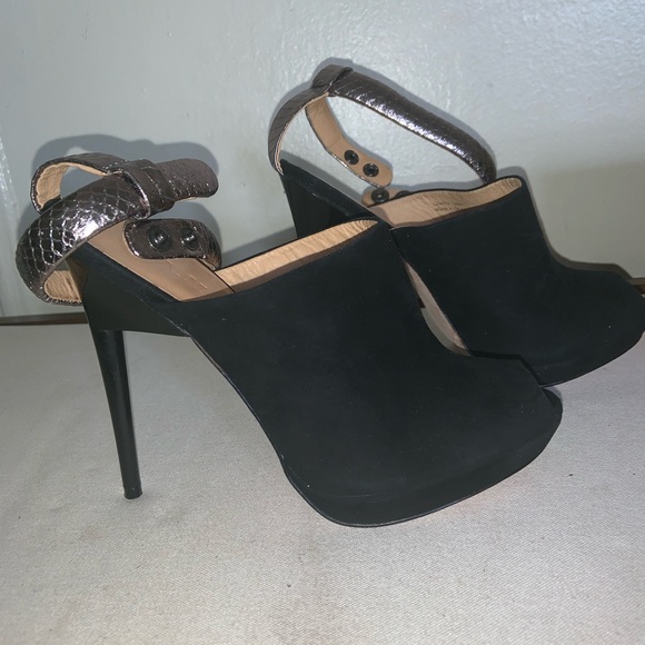 L.A.M.B Booties - Picture 3 of 6